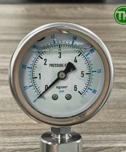 Mặt đồng hồ đo áp suất hiển thị rõ ràng các thông số