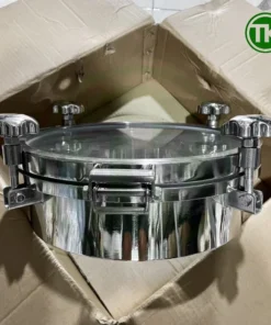 Phần thân nắp được làm hoàn toàn bằng inox giúp khả năng chống chịu cực kì vượt trội