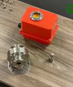 Van bướm vi sinh điều khiển điện 24V được ghép lại từ 2 bộ phận chính là van và đầu điện 24V