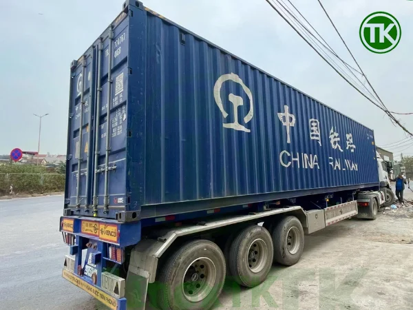 Năng lực logistics – đưa ống inox công nghiệp từ kho Inox TK đến công trình