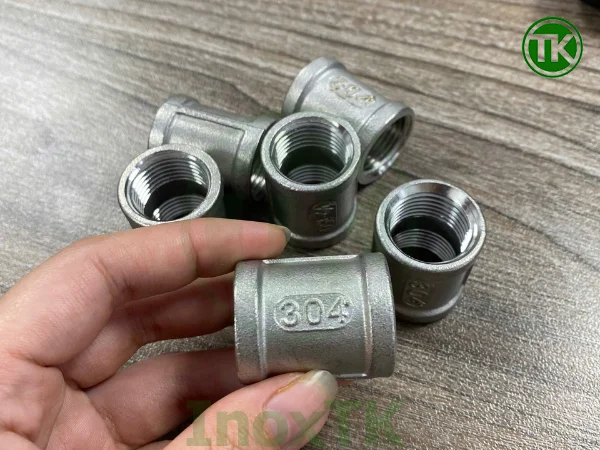 Ứng dụng thực tế của măng xông gờ inox ren trong