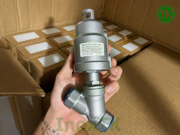 Van y xiên khí nén nối clamp